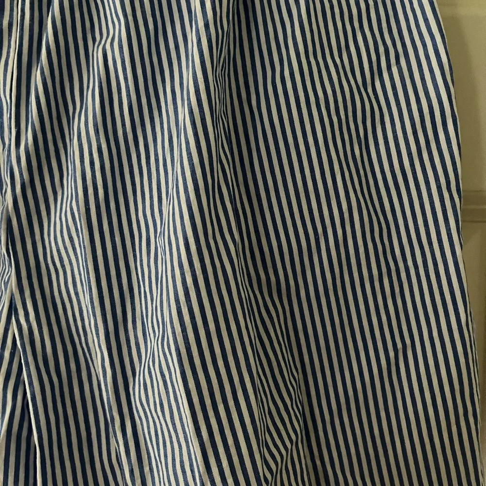 J.Crew Tie-waist short in cotton poplin, blue/white striped..size 4